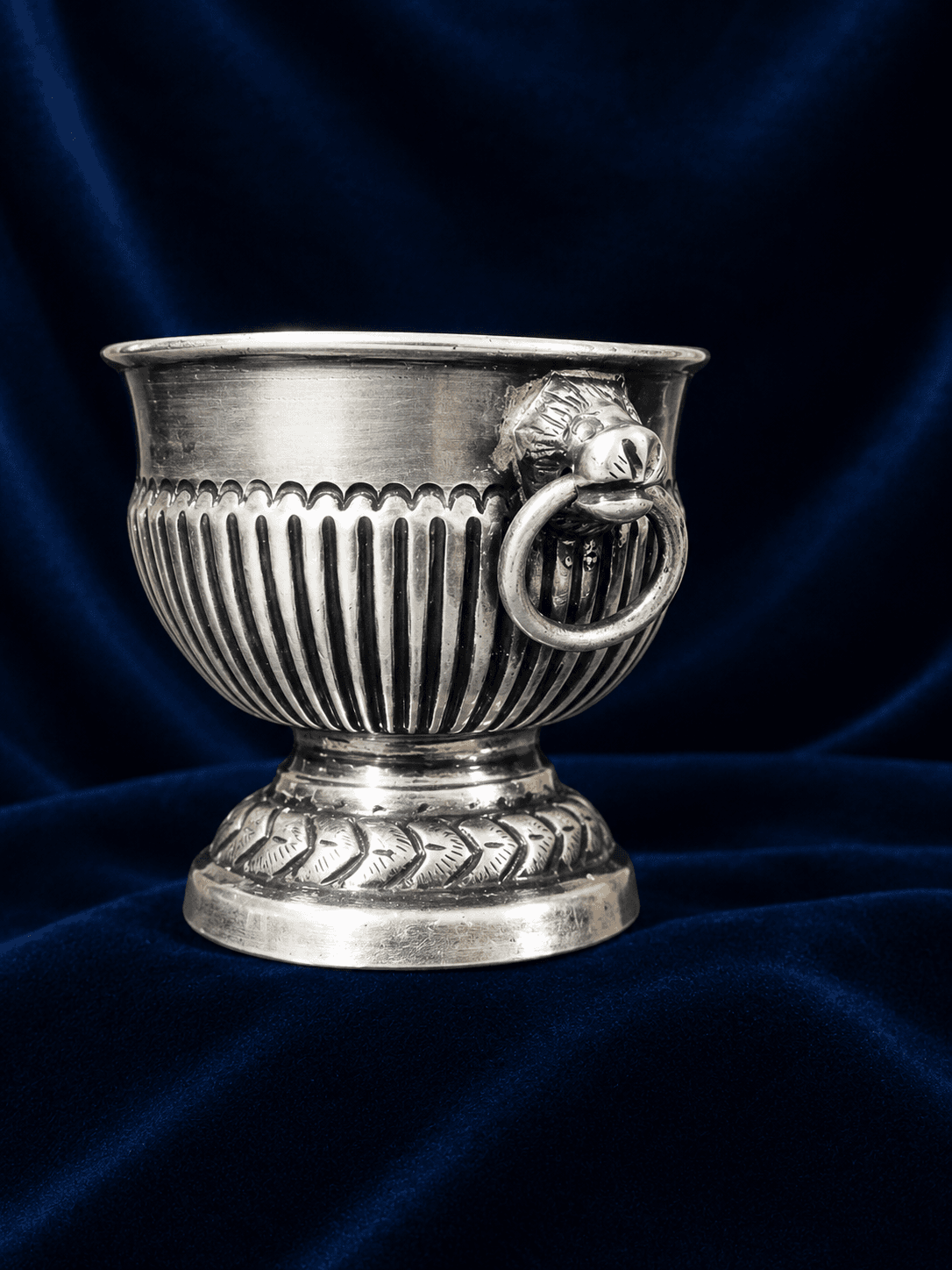 Santhana Chimil (Sandal Container)